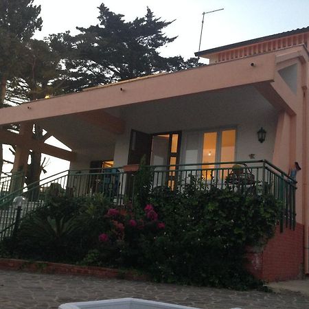 Casa Vacanze Palma 레알몬테 외부 사진